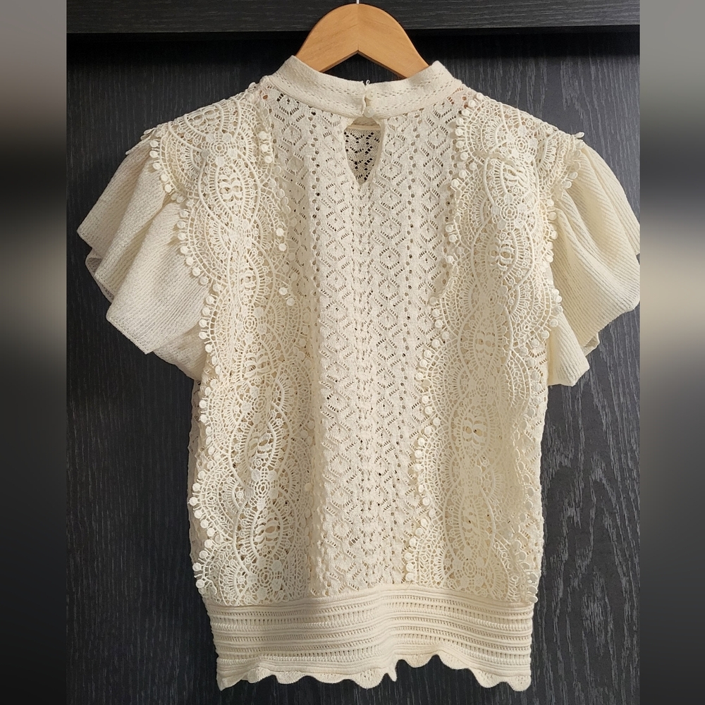 Elegant Cream Lace Blouse - Picture 4 of 12